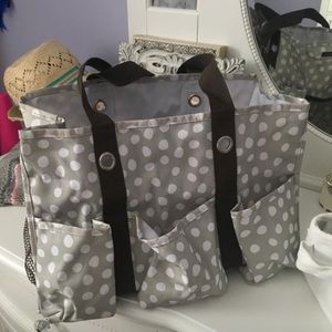 31 brand diaper/utility bag